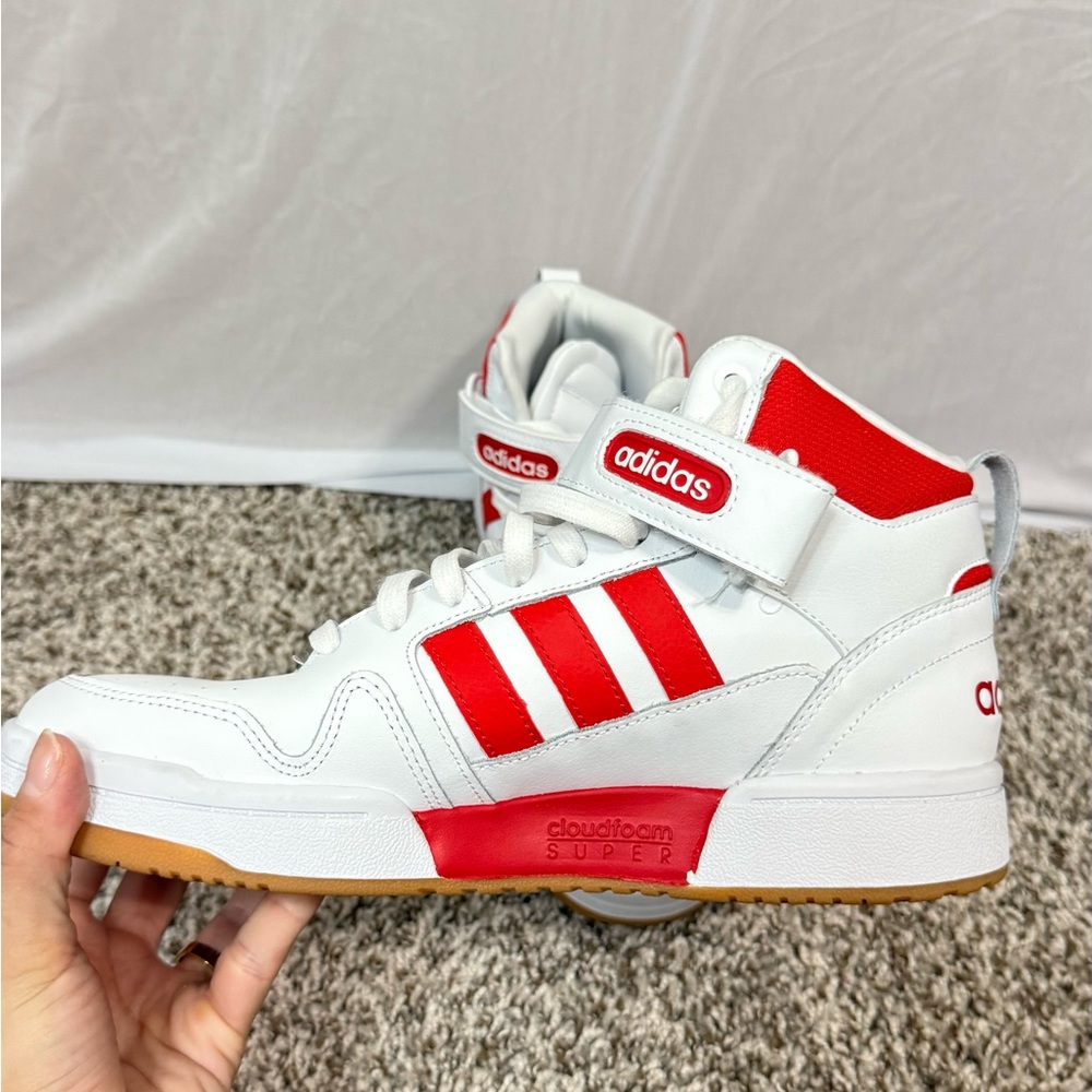 Adidas White and Red Sneakers Cloudfoam
